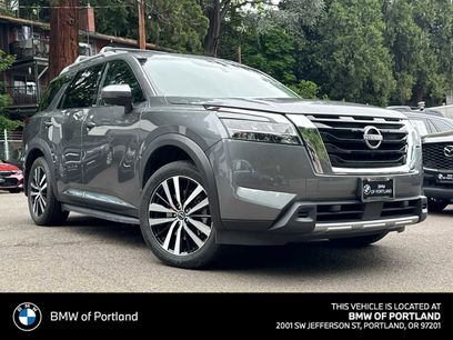 Used 2024 Nissan Pathfinder Platinum