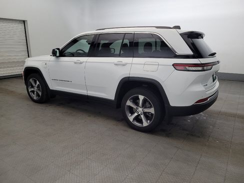 Used 2023 Jeep Grand Cherokee 4WD 4xe w/ Luxury Tech Group II image 3