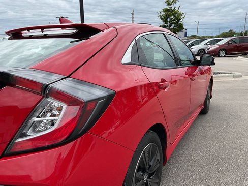 Used 2018 Honda Civic EX image 8