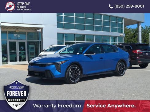 Used 2025 Kia K4 GT-Line w/ GT-Line Sunroof Package FWD image 2