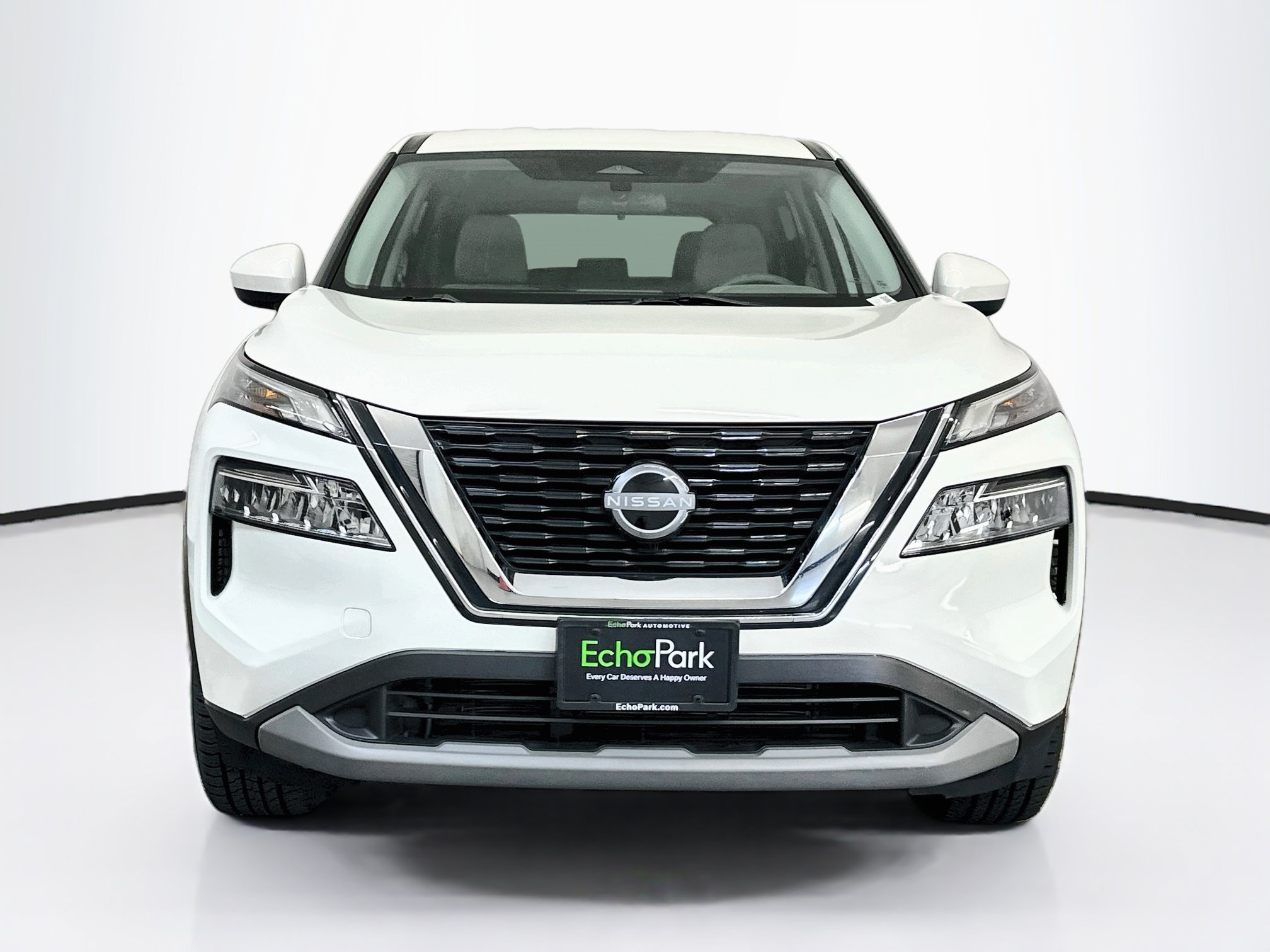 Used 2023 Nissan Rogue SV AWD/4WD image 2