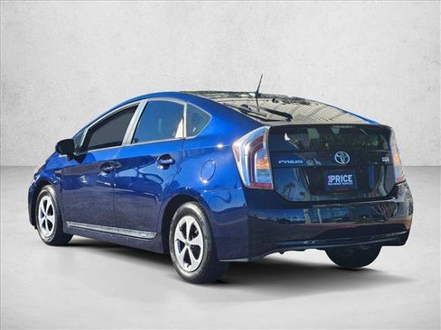 Used 2014 Toyota Prius Four image 7