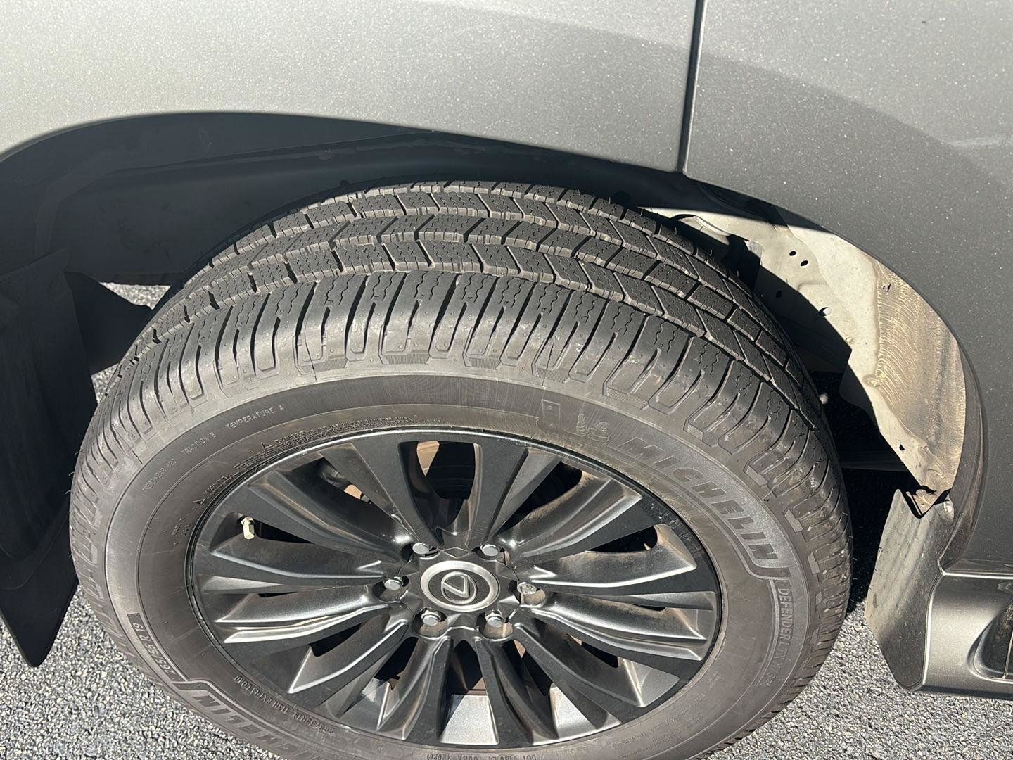 Certified 2020 Lexus GX 460 Premium AWD/4WD image 13