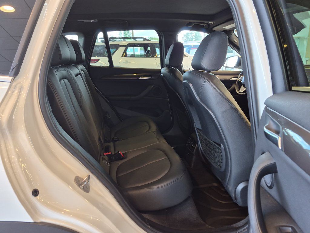 Used 2020 BMW X1 xDrive28i AWD/4WD image 26