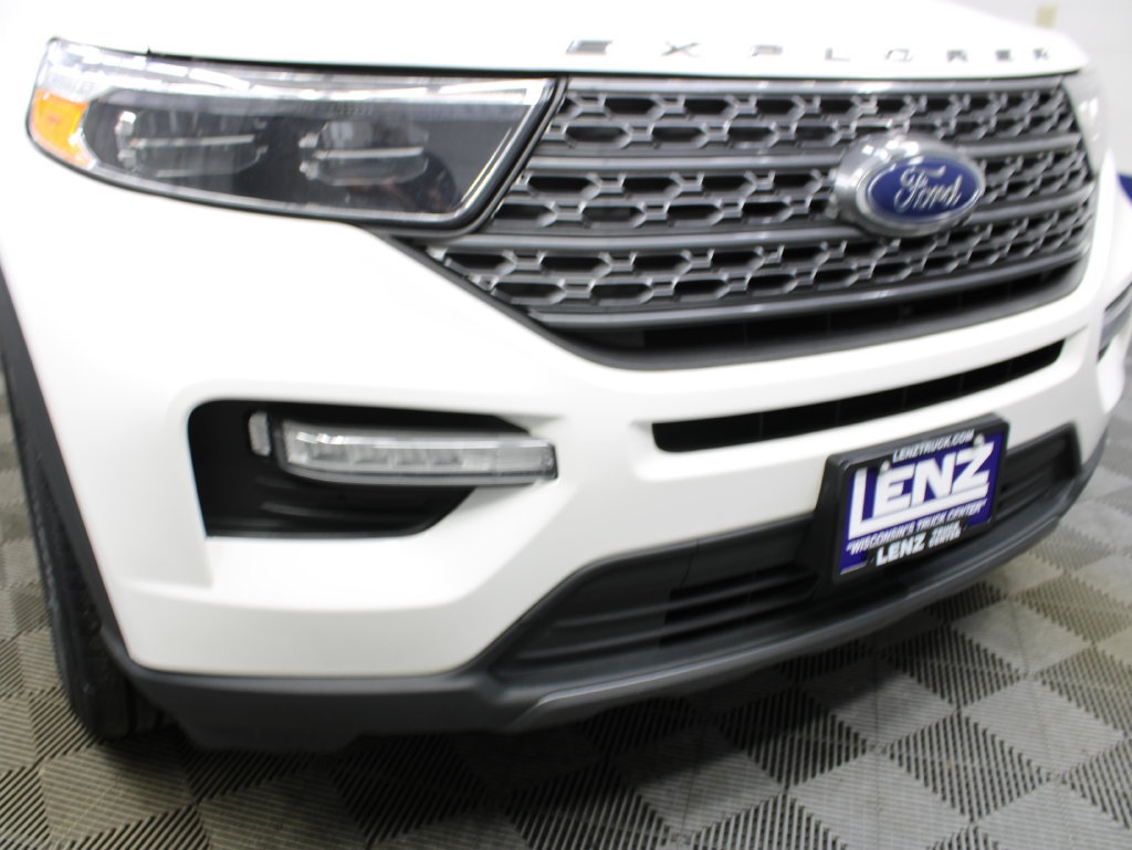 Used 2023 Ford Explorer XLT w/ XLT Sport Appearance Package AWD/4WD image 51