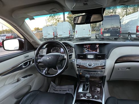 Used 2011 INFINITI M37 x w/ Deluxe Touring Pkg AWD/4WD image 18