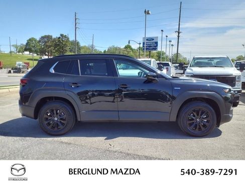 New 2025 MAZDA CX-50 AWD 2.5 Hybrid w/ Cargo Package image 4