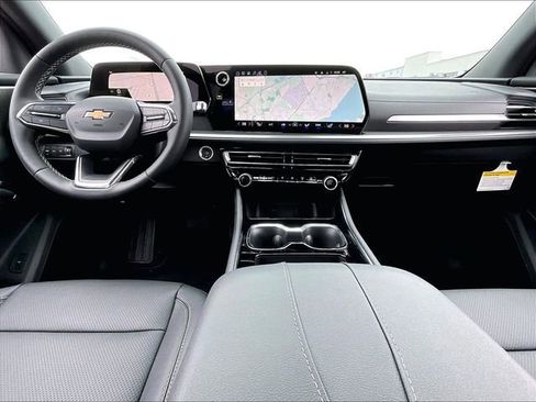 New 2026 Chevrolet Traverse LT w/ Driver Confidence Package image 11