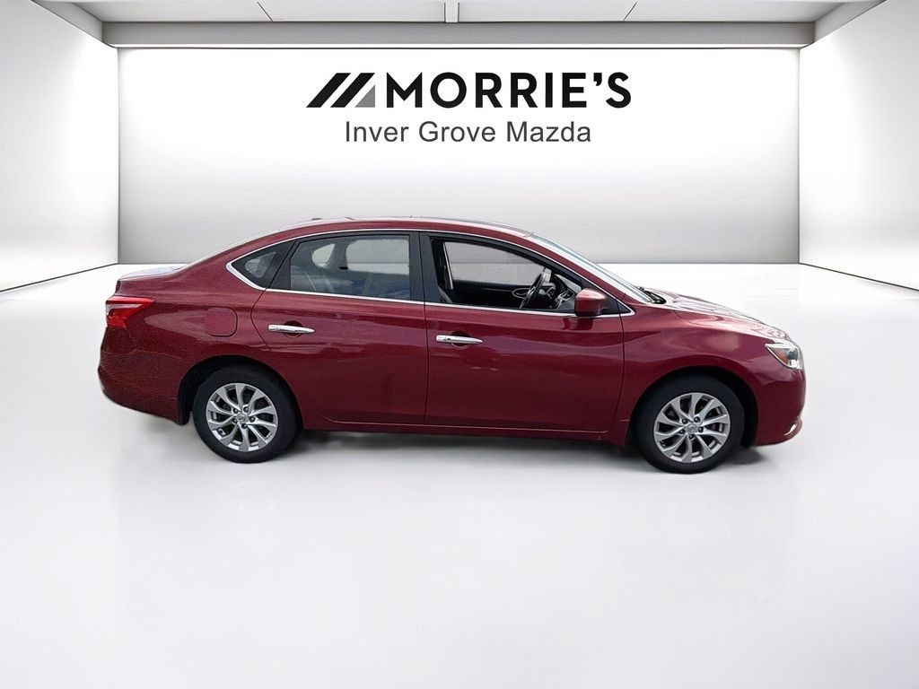 Used 2017 Nissan Sentra SV w/ Style Package FWD image 4
