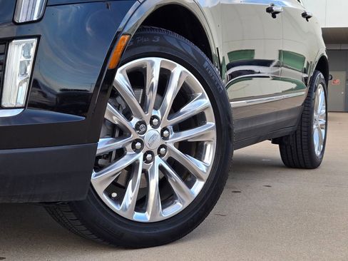 Used 2018 Cadillac XT5 Platinum image 8