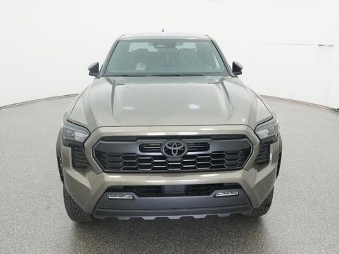 New 2025 Toyota Tacoma TRD Off-Road image 15