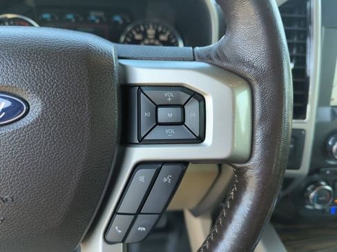 Used 2018 Ford F150 Lariat RWD image 22