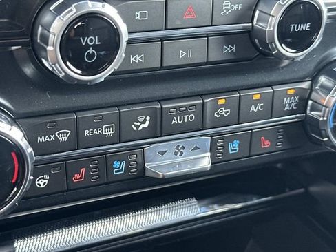 New 2025 Ford F150 Lariat w/ Equipment Group 501A Mid image 33