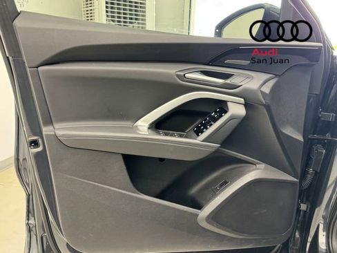 Used 2025 Audi Q5 Premium Plus w/ Premium Plus AWD/4WD image 26