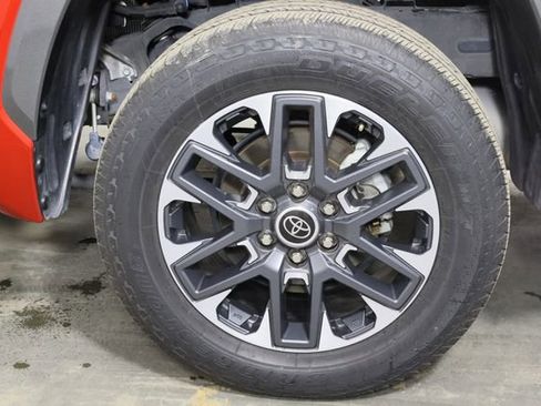 Used 2022 Toyota Tundra Limited image 38