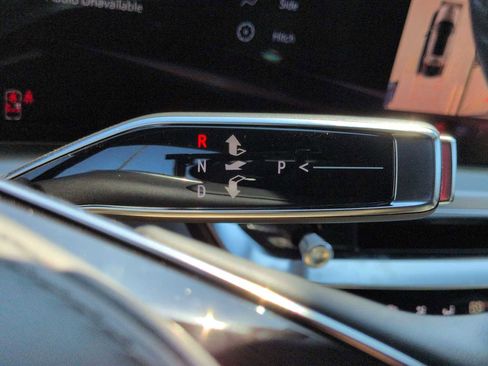 New 2026 Cadillac Lyriq V image 21