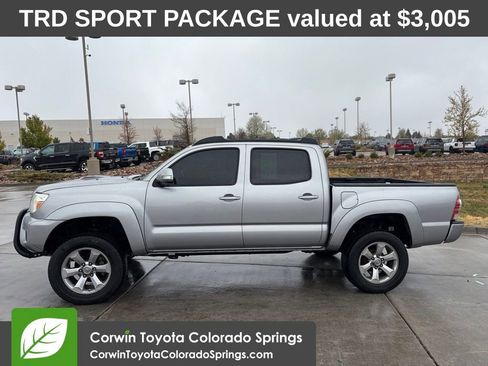 Used 2015 Toyota Tacoma 4x4 Double Cab w/ TRD Sport Package image 5