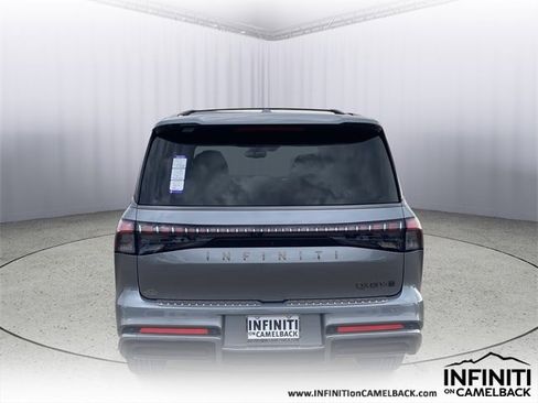 New 2026 INFINITI QX80 4WD image 4