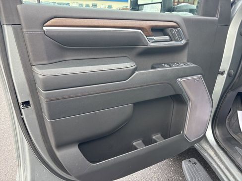 Used 2024 Chevrolet Silverado 3500 High Country w/ High Country Premium Package image 47