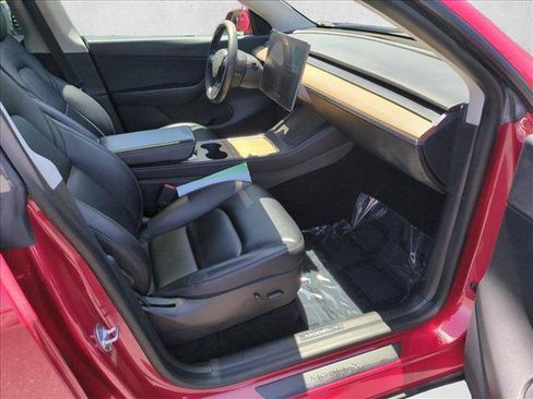 Used 2022 Tesla Model Y Performance AWD/4WD image 23