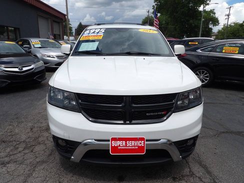 Used 2017 Dodge Journey Crossroad FWD image 2