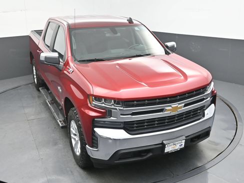 Used 2020 Chevrolet Silverado 1500 LT w/ Texas Edition AWD/4WD image 31
