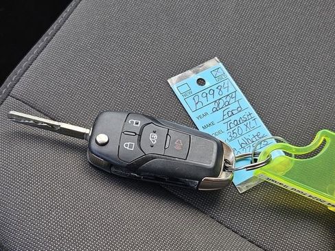 Used 2024 Ford Transit 350 XLT image 32