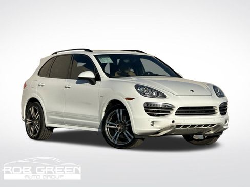 Used 2014 Porsche Cayenne Diesel AWD/4WD image 1