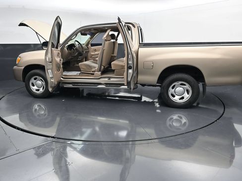 Used 2004 Toyota Tundra SR5 RWD image 41