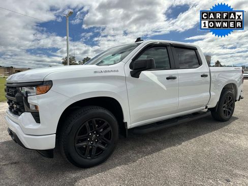 Used 2024 Chevrolet Silverado 1500 Custom image 8