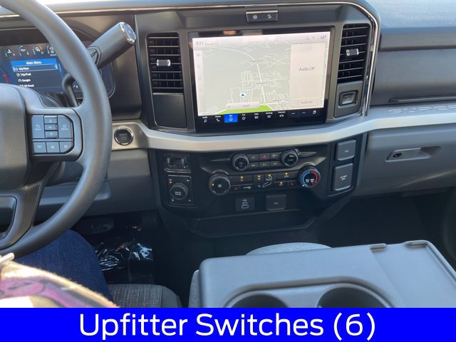 New 2026 Ford F350 XLT w/ XLT Premium Package AWD/4WD image 17