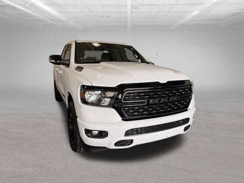 Used 2022 RAM 1500 Big Horn AWD/4WD image 3