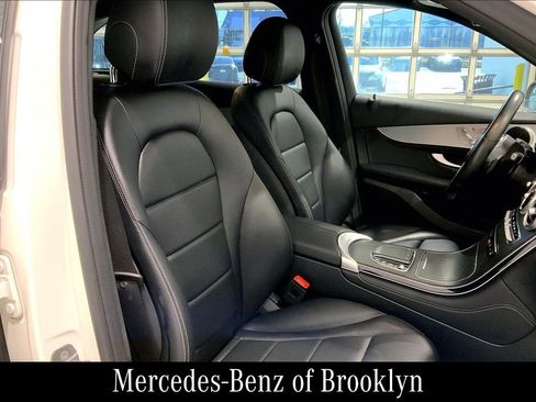 Certified 2021 Mercedes-Benz GLC 300 GLC 300 image 9