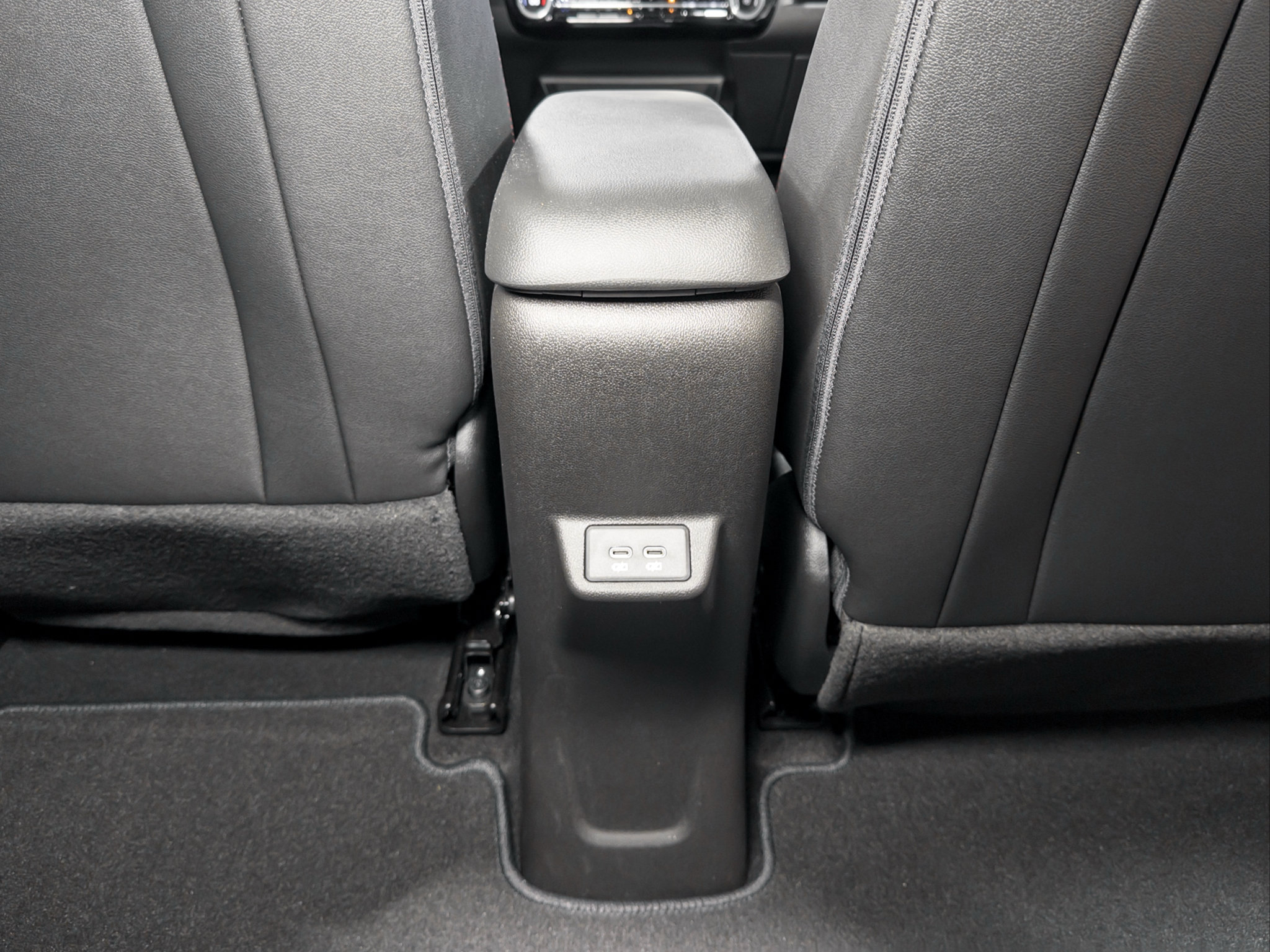 Used 2027 Chevrolet Bolt RS FWD image 23