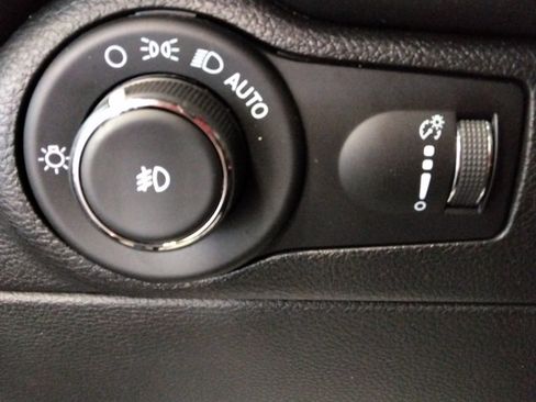 Used 2023 Dodge Durango Citadel image 15