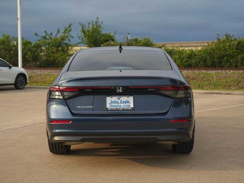 Certified 2026 Honda Accord SE image 5