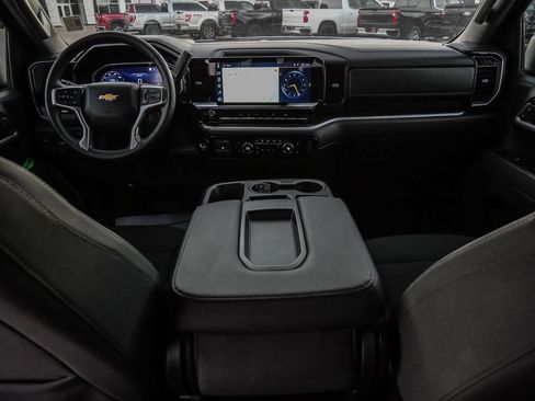 Used 2026 Chevrolet Silverado 1500 LT AWD/4WD image 23