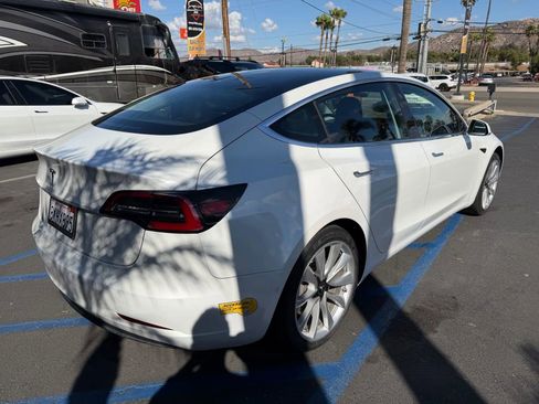 Used 2019 Tesla Model 3 Standard Range Plus image 8