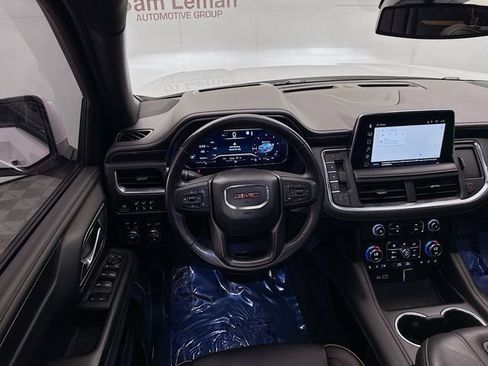 Used 2023 GMC Yukon AT4 w/ AT4 Premium Package AWD/4WD image 25