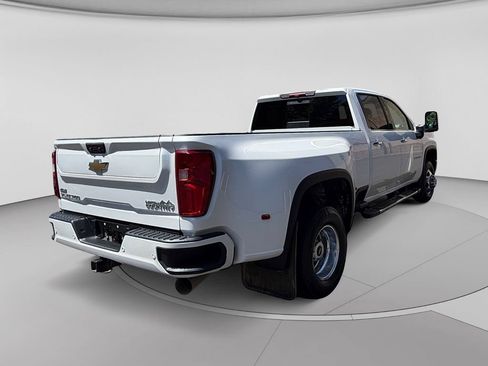 Used 2023 Chevrolet Silverado 3500 High Country w/ Safety Package II AWD/4WD image 5