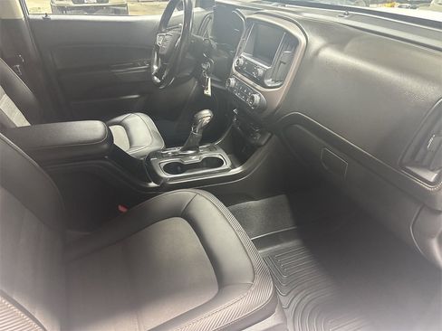 Used 2022 GMC Canyon AT4 w/ Trailering Package image 12