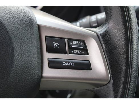 Used 2014 Subaru Forester 2.5i AWD/4WD image 17