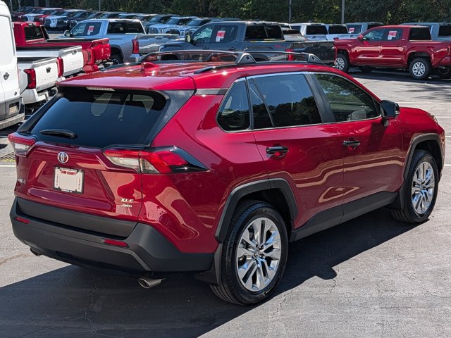 Used 2025 Toyota RAV4 XLE Premium AWD/4WD image 7