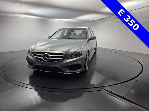 Used 2015 Mercedes-Benz E 350 Sedan image 7