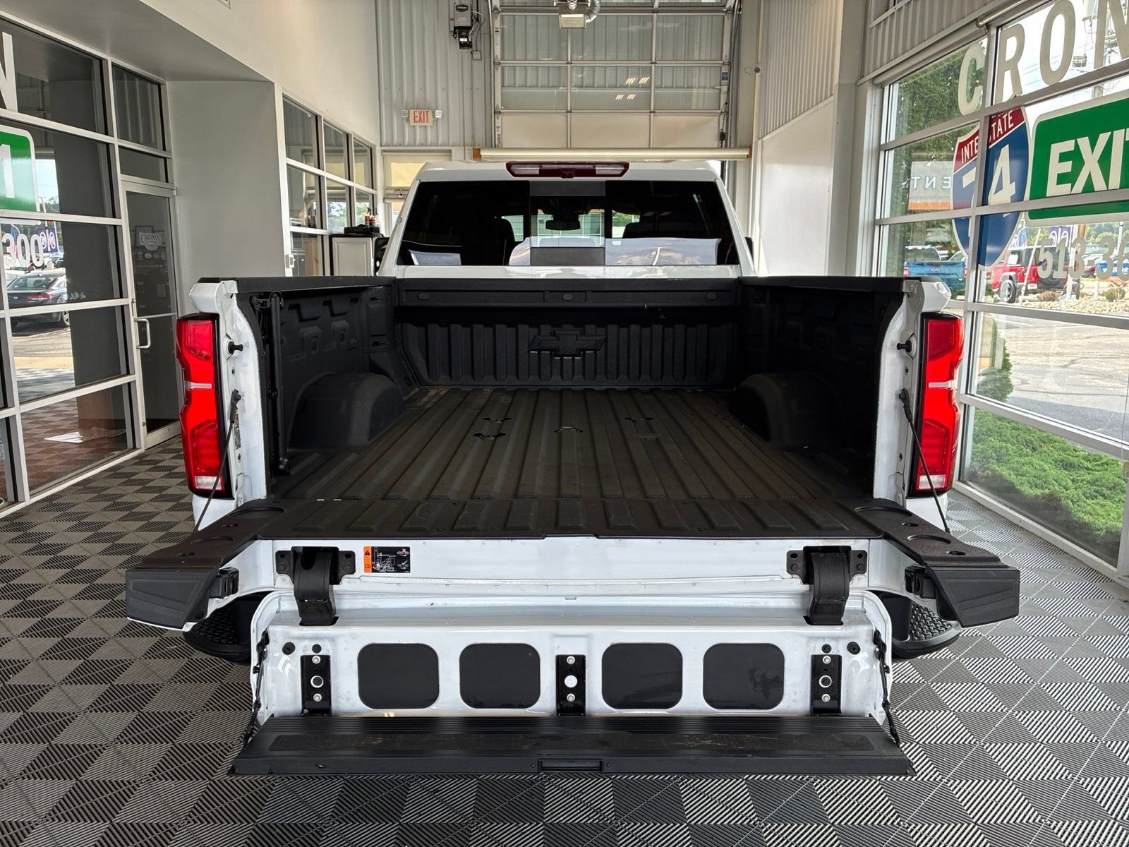 Used 2025 Chevrolet Silverado 2500 LT w/ Trail Boss Package AWD/4WD image 12
