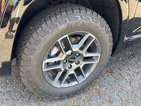 New 2026 GMC Terrain AT4 w/ LPO, Floor Liner Package image 7