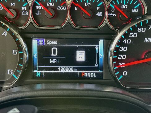 Used 2018 Chevrolet Silverado 1500 LTZ w/ Sport Package AWD/4WD image 17