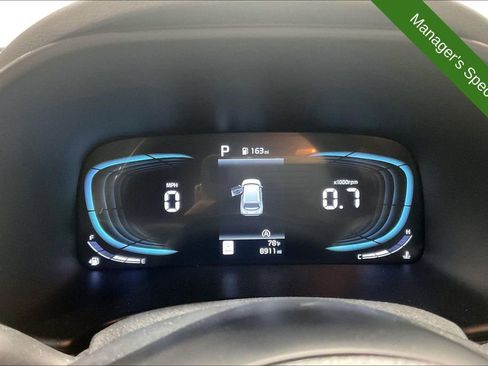Used 2025 Kia Soul LX FWD image 26