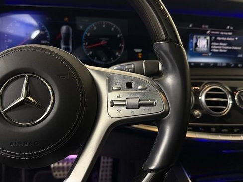Used 2020 Mercedes-Benz S 560 Sedan image 34