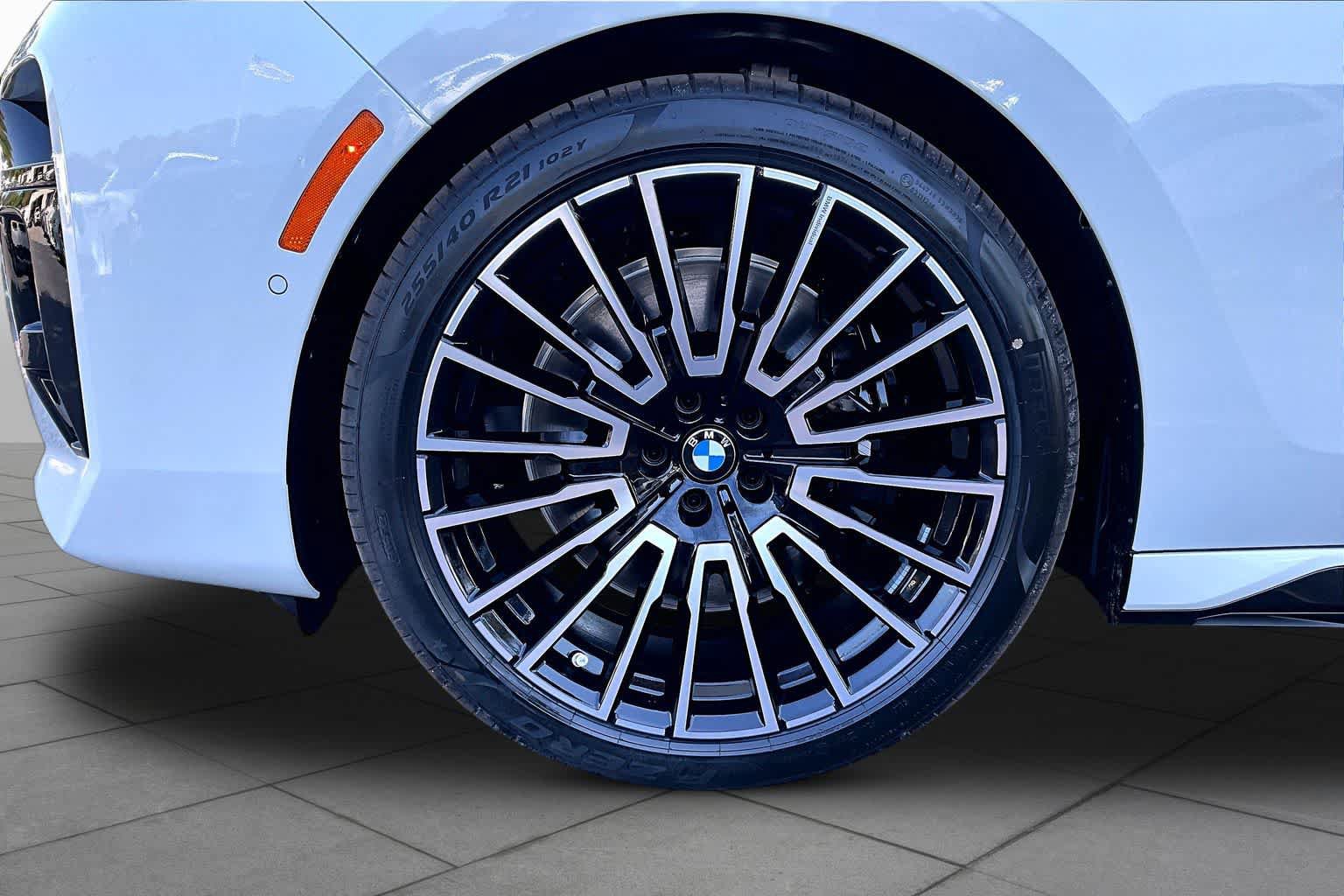 New 2026 BMW 740i RWD image 11